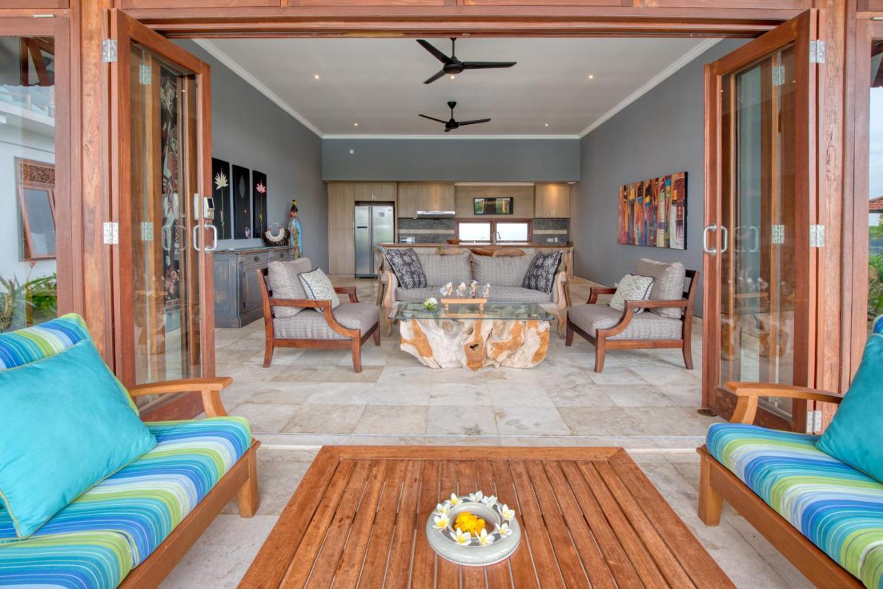 Wake In Paradise And Luxury Lebah Villas 우붓 외부 사진